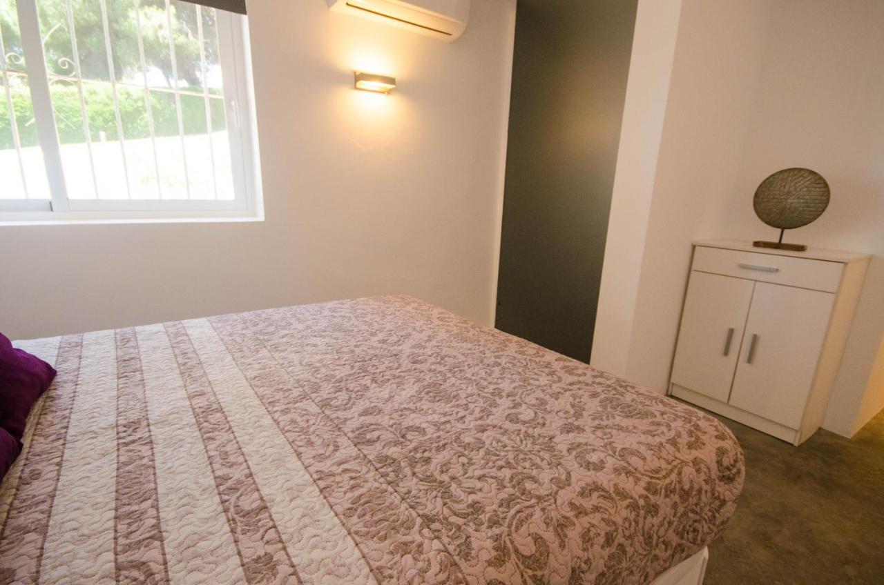 Apartment Seghers- Seaside Charm By The Beach Estepona Eksteriør billede