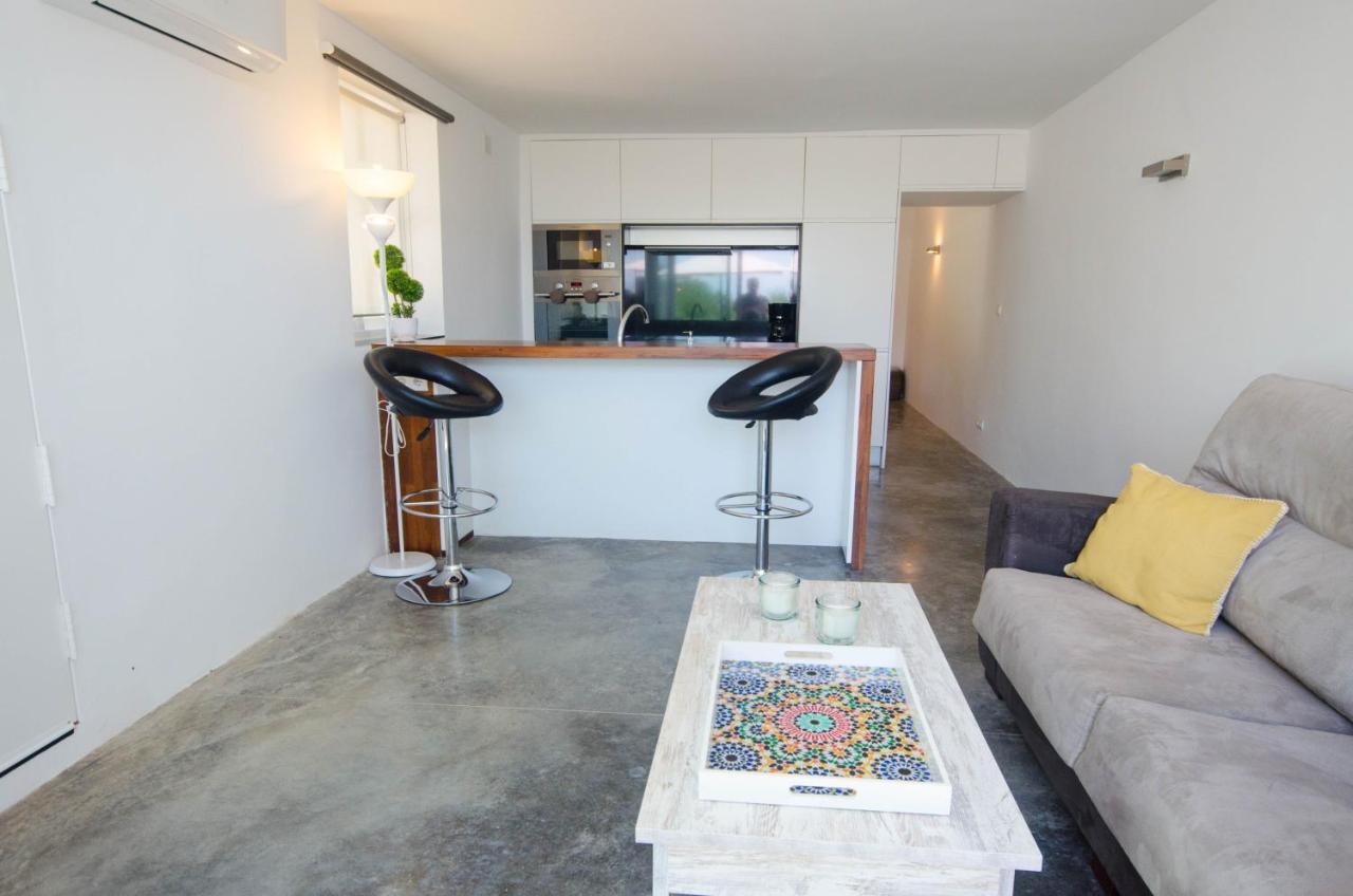 Apartment Seghers- Seaside Charm By The Beach Estepona Eksteriør billede
