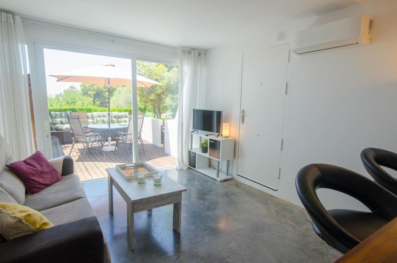 Apartment Seghers- Seaside Charm By The Beach Estepona Eksteriør billede